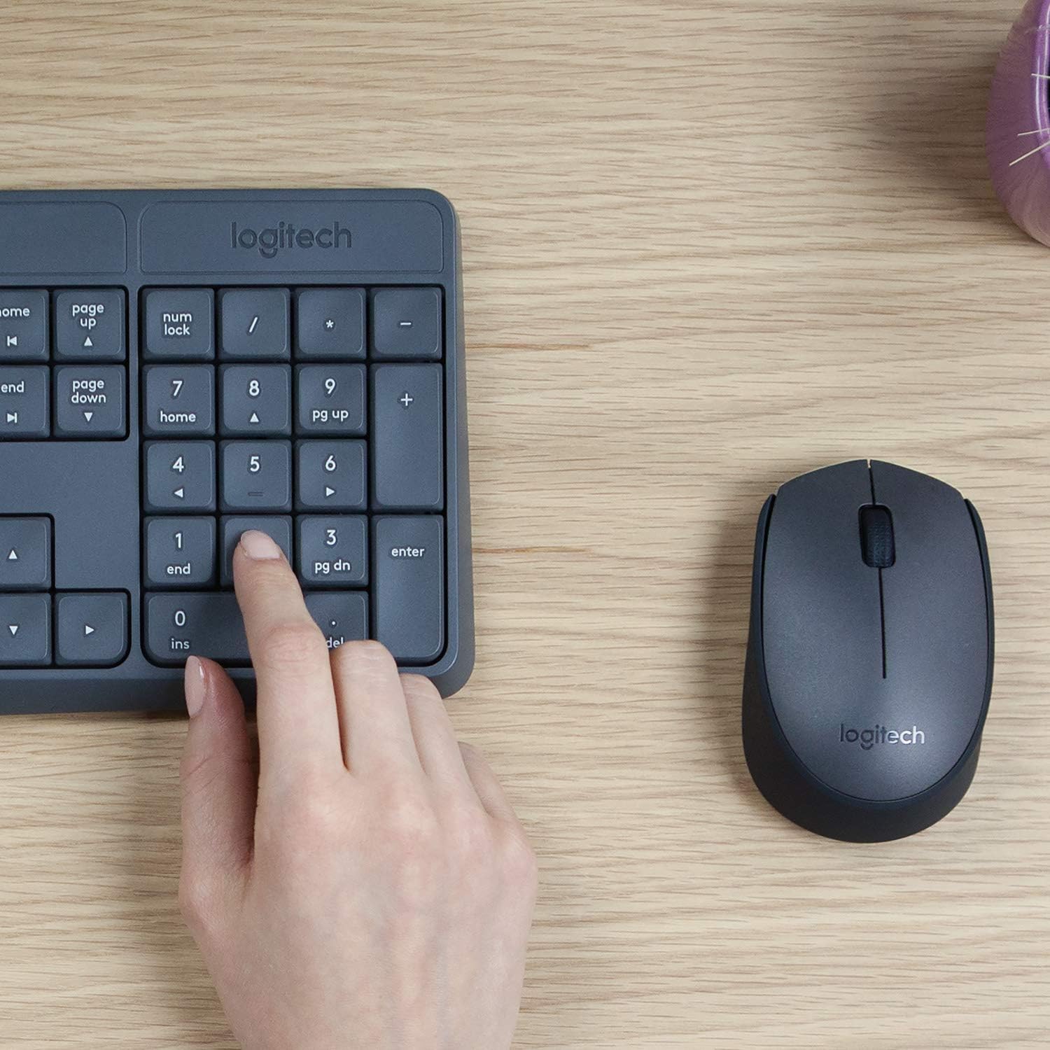 Combo Teclado e Mouse sem fio Logitech MK235 com Conexão USB, Pilhas Inclusas e Layout ABNT2 - Imagem 7